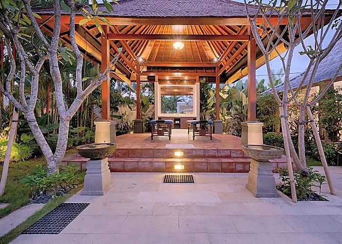 Paradise 3 Bedroom Private White At Canggu Y045 Pererenan