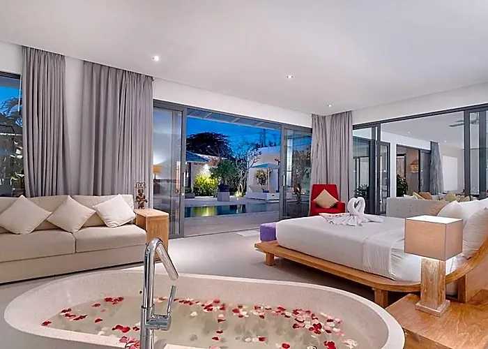 ホテル Paradise 3 Bedroom Private White At Canggu Y045 Pererenan