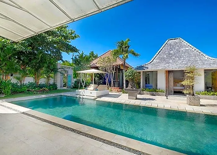 ホテル Paradise 3 Bedroom Private White At Canggu Y045