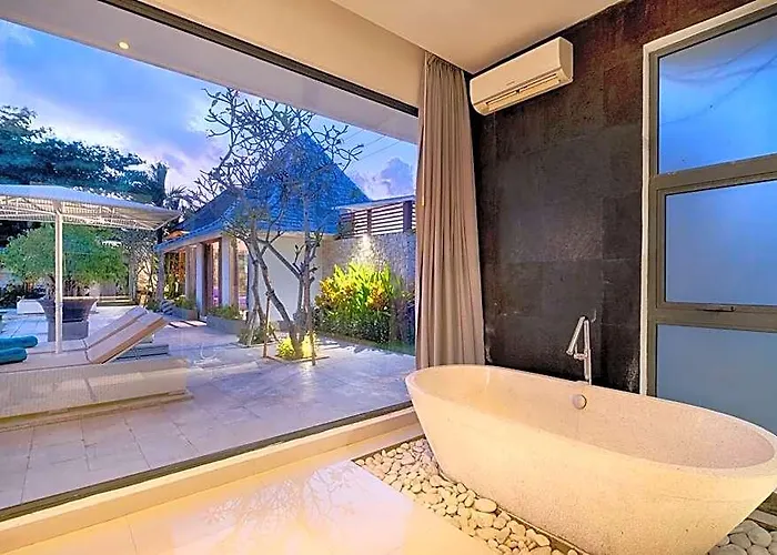 Paradise 3 Bedroom Private White At Canggu Y045