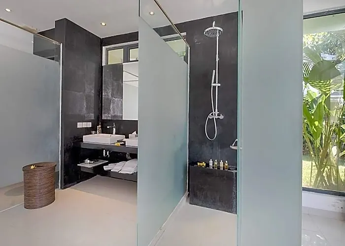 ホテル Paradise 3 Bedroom Private White At Canggu Y045